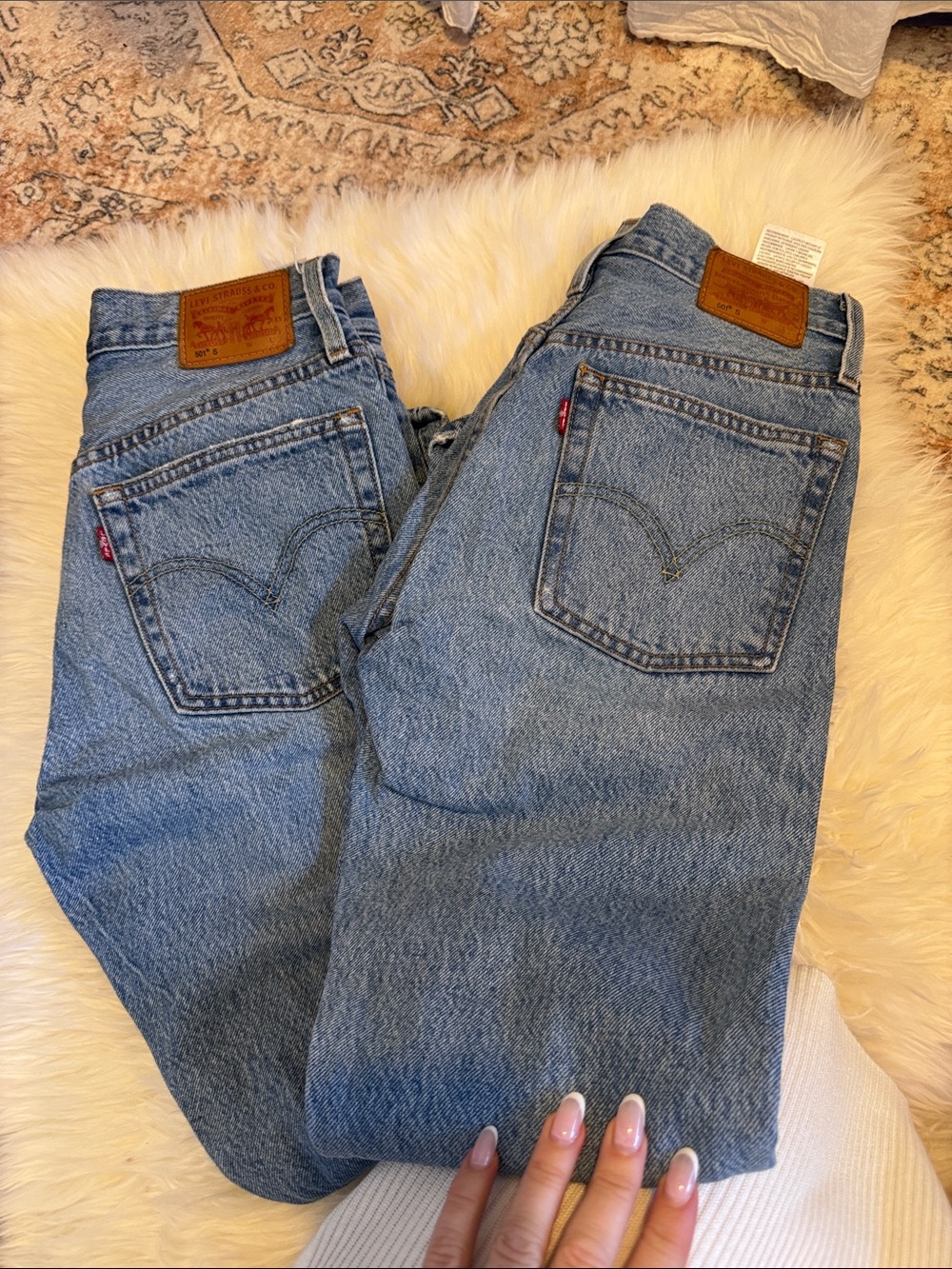 2 for 1 Levi's women 501 Light Blue Relaxed Straight Jeans (2 pairs)